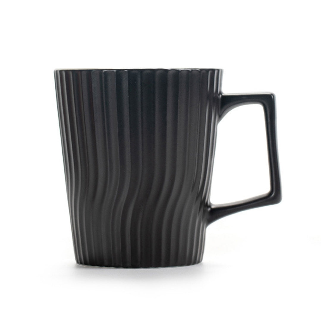 Ceravor white ribbed ceramic coffee mug 陶瓷咖啡杯 angled view