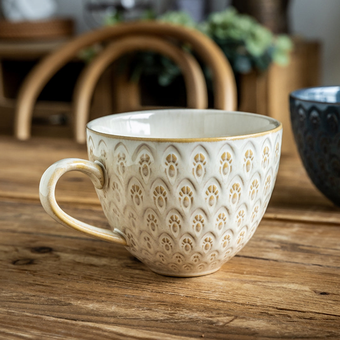 Ceravor Vintage Peacock Relief Ceramic Breakfast Mug