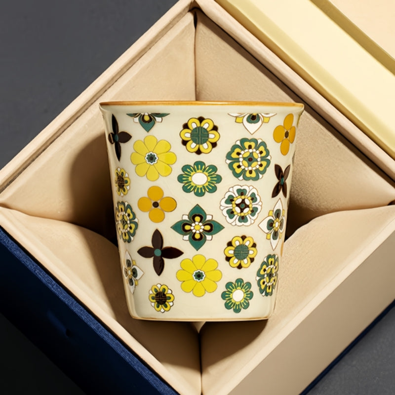 Ceravor retro floral ceramic cup inside an elegant gift box
